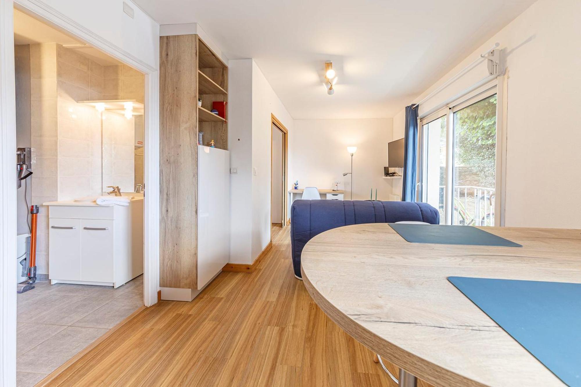 Appartement Le Renoir - T2 au calme quartier Doutre à Angers Extérieur photo